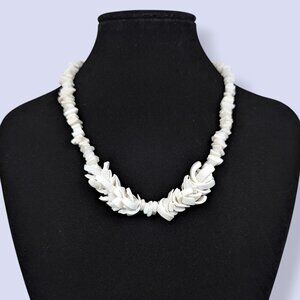 Vintage "Bowtie" Shell Necklace
